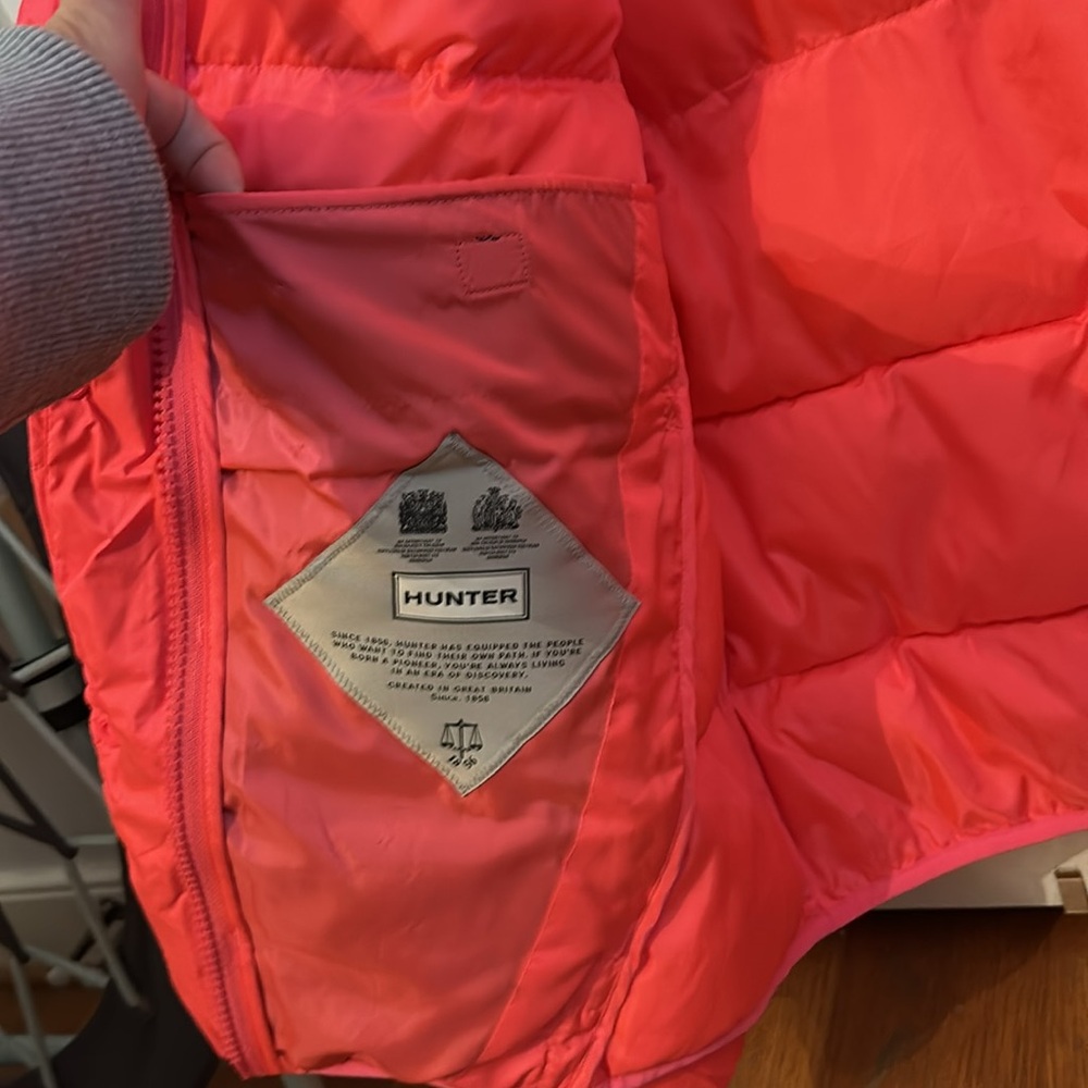 Hunter Women’s Original Puffer Jacket, size L, Hyper Pink NWT - Picture 6 of 13